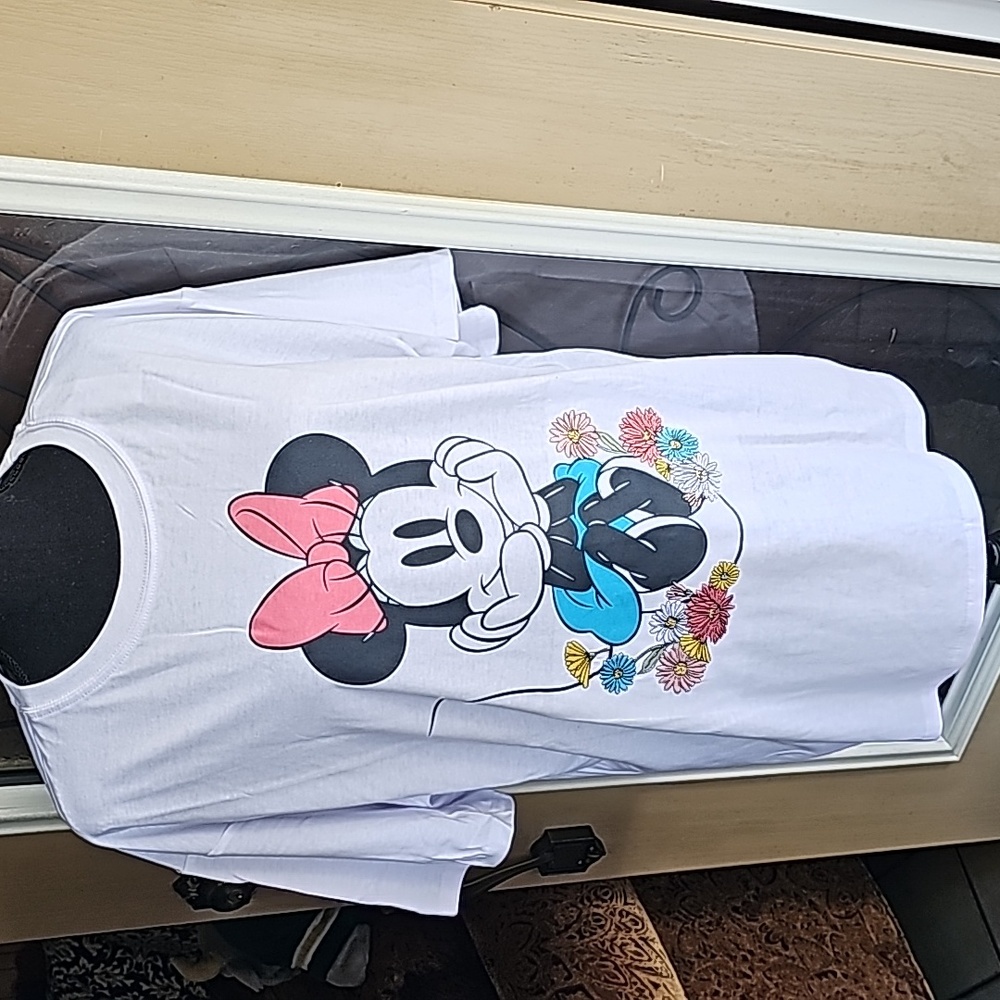 Minnie Mouse T-shirt
